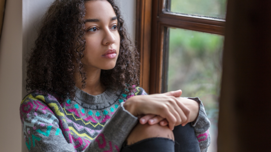 Pojkar mår bättre än flickor i tonåren